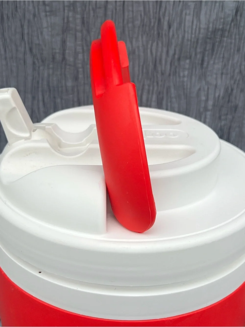 Vtg IGLOO Elite 1 gallon Water Cooler Dog K9 Training Drinking Red & White USA